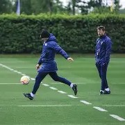 九州娱乐-沃尔夫斯堡不敌对手，失去领先优势(沃尔夫斯堡大名单)