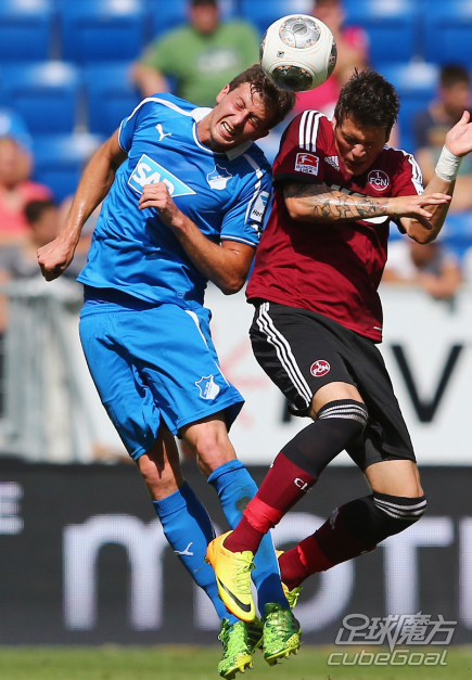 包含法兰克福战平柏林赫塔，朱莉安施黄华勒冷静制胜的词条